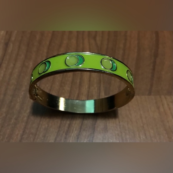 Green and Gold Bangle Bracelet - Picture 1 of 3